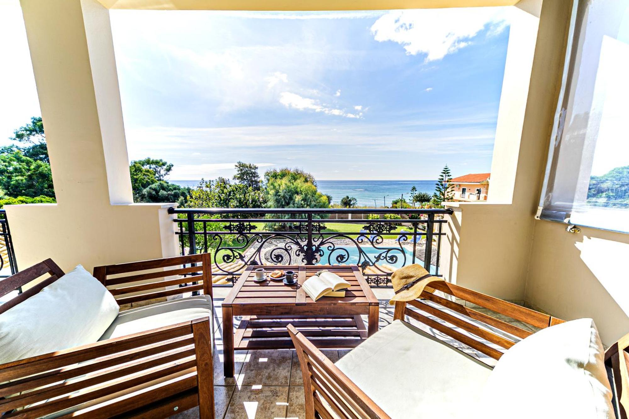 Skidi Beach House Agios Matthaios  Экстерьер фото
