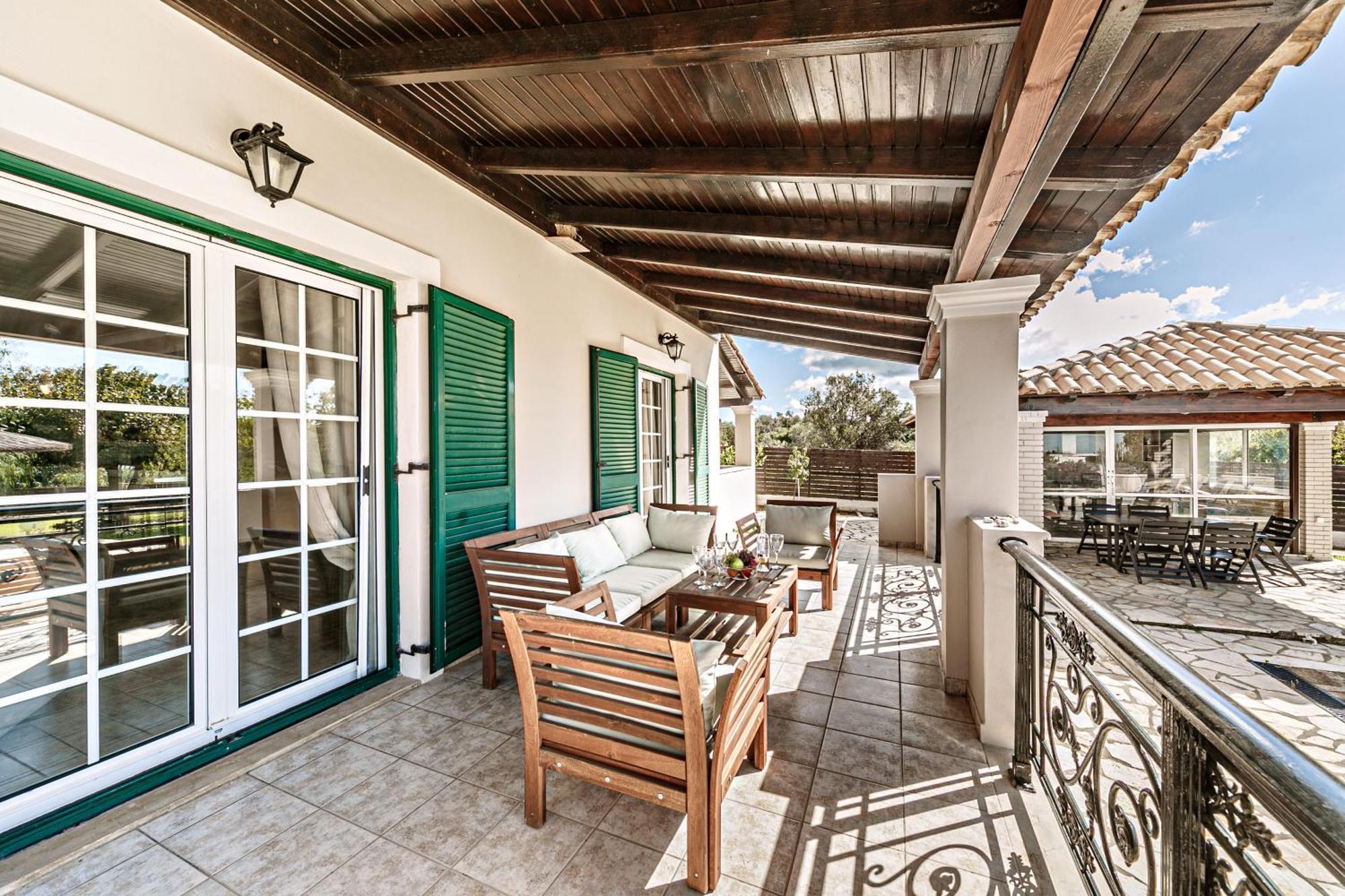Skidi Beach House Agios Matthaios  Экстерьер фото