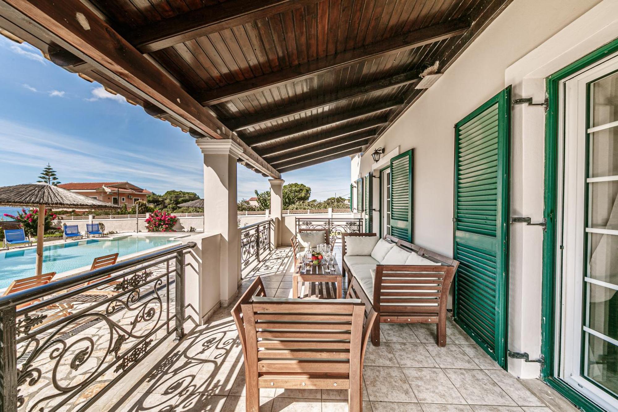 Skidi Beach House Agios Matthaios  Экстерьер фото